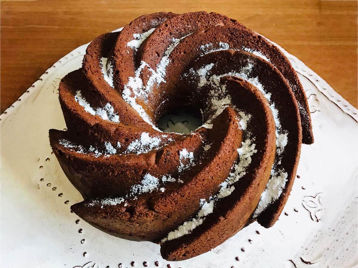 Hindistan Cevizli Hurmalı Kek tarifi