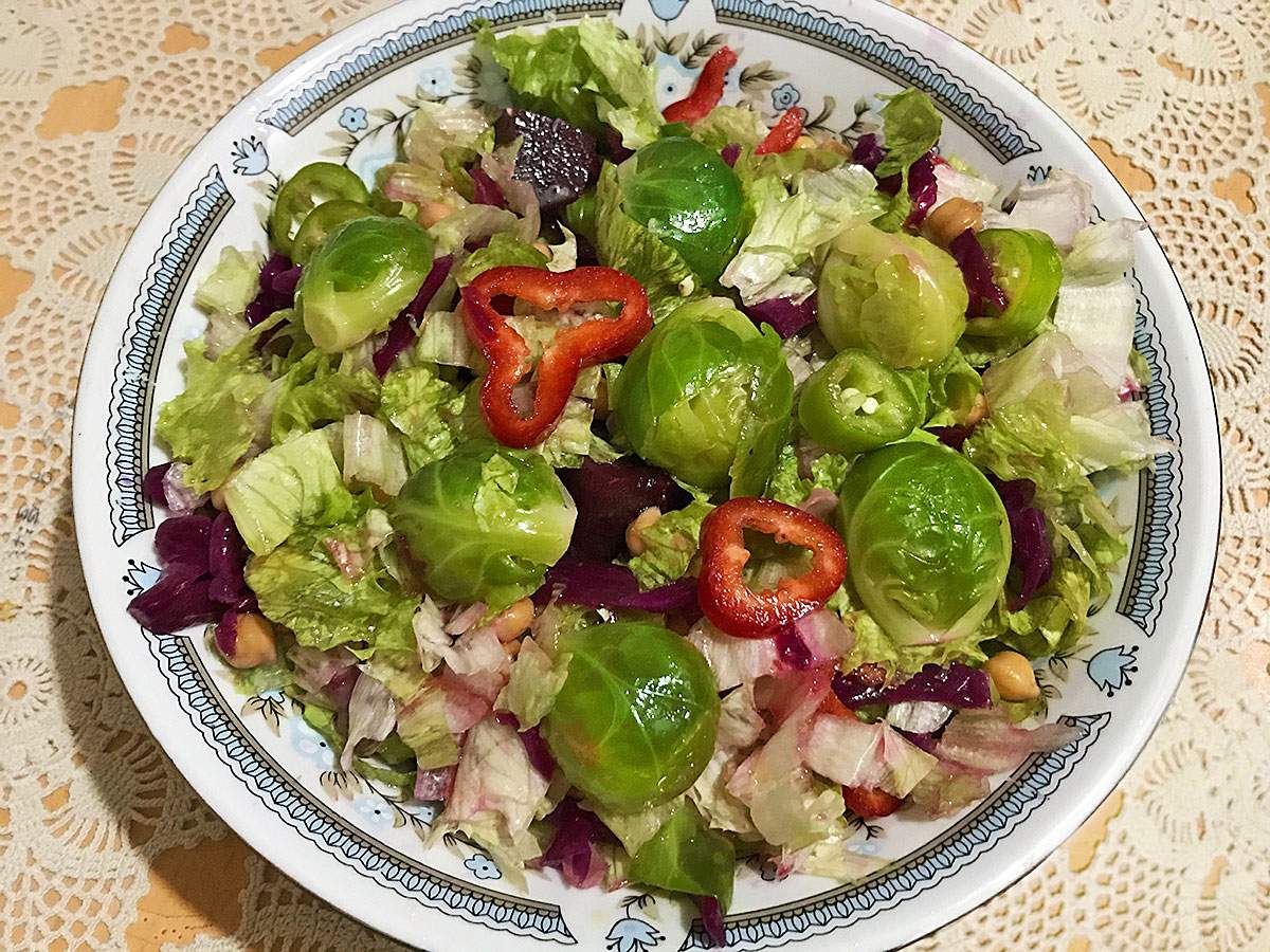 Brüksel Lahanası Salatası tarifi