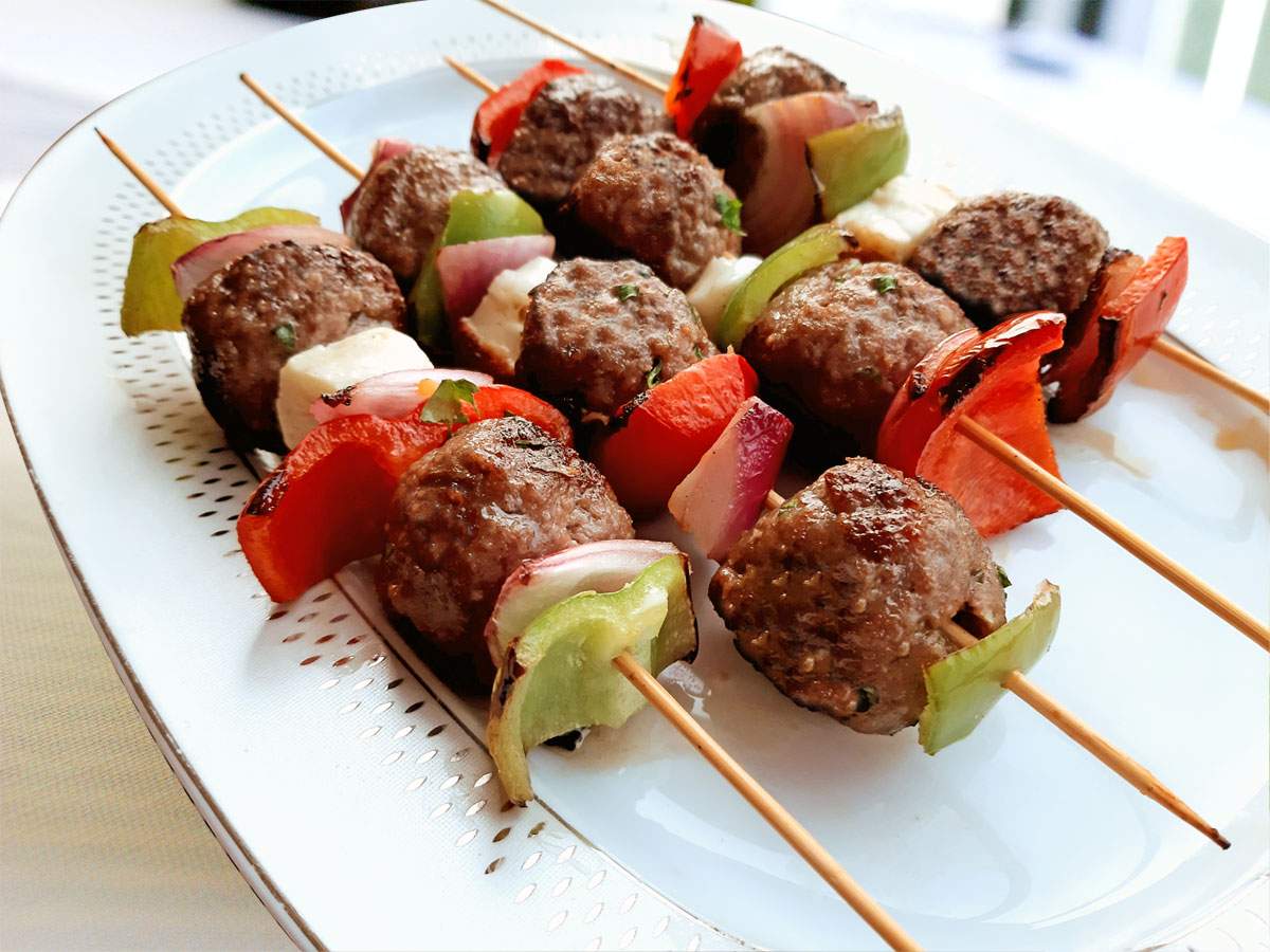 Hellimli Şiş Köfte tarifi