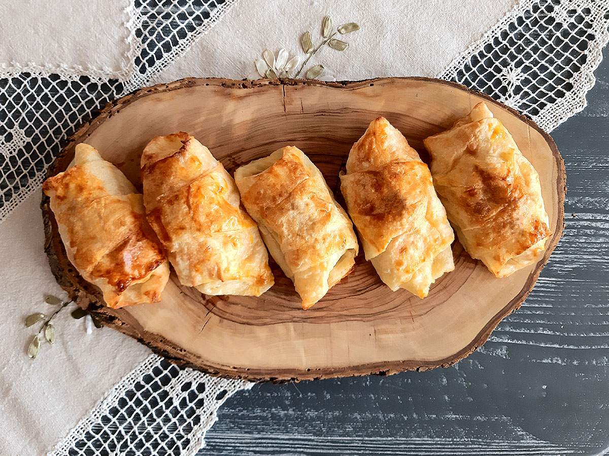 Kıymalı Kat Börek tarifi