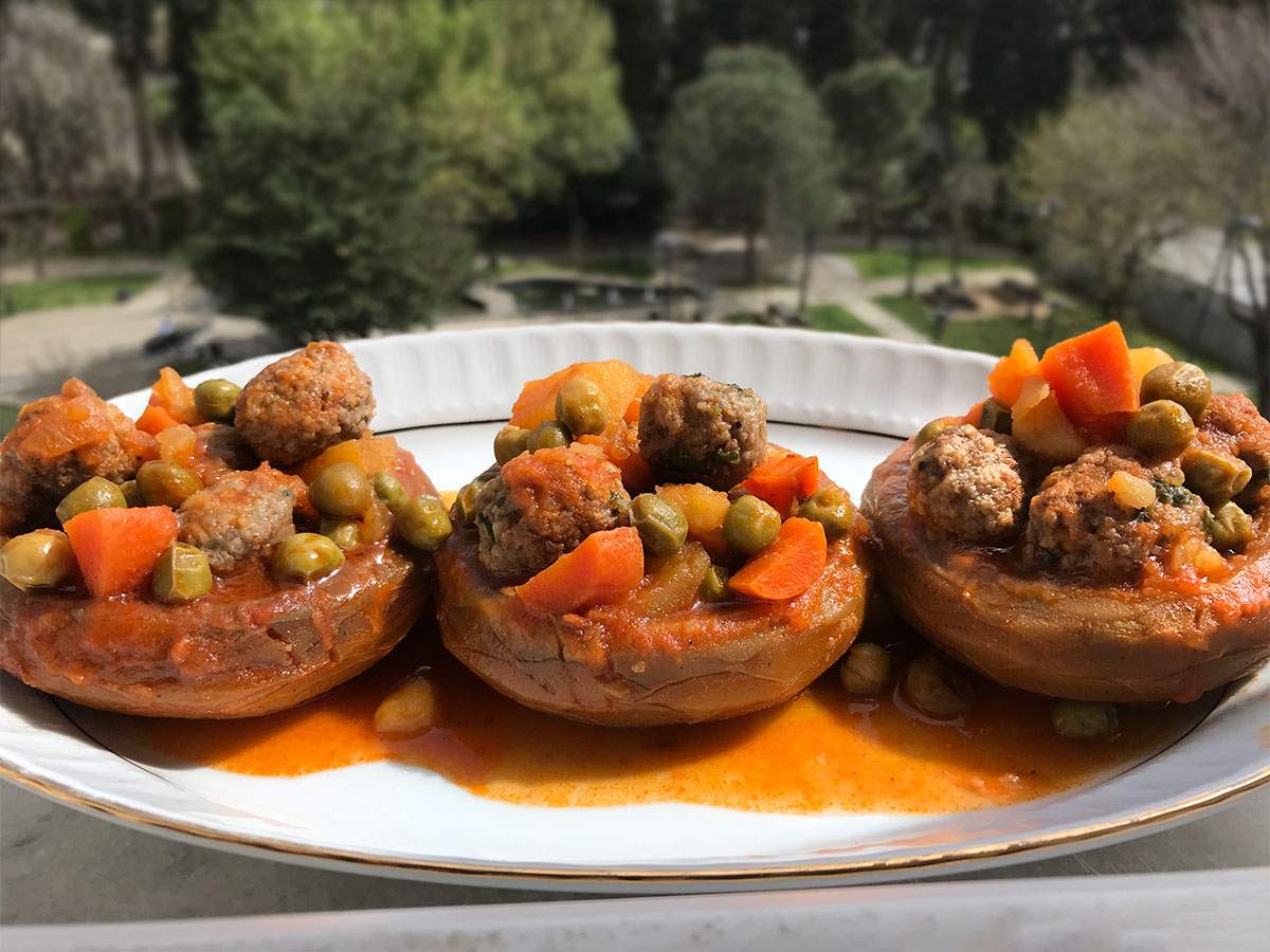 Köfteli Enginar Yemeği tarifi