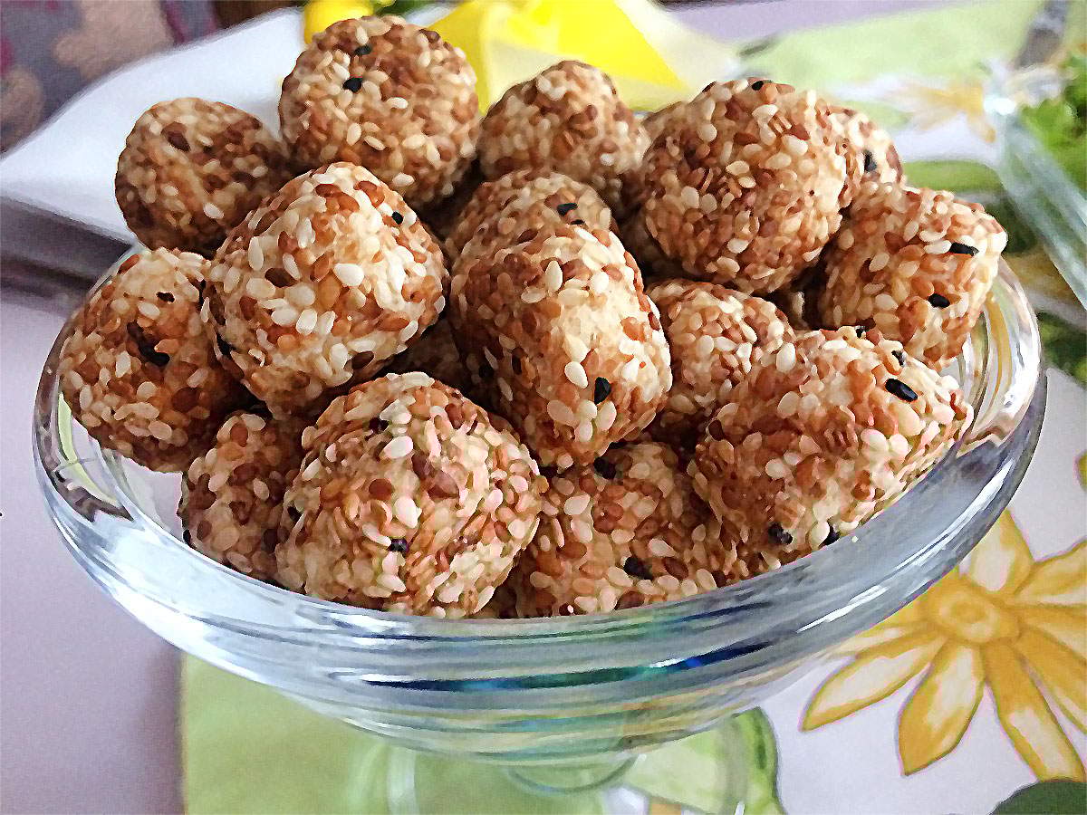 Susamlı Tuzlu Kurabiye recipe