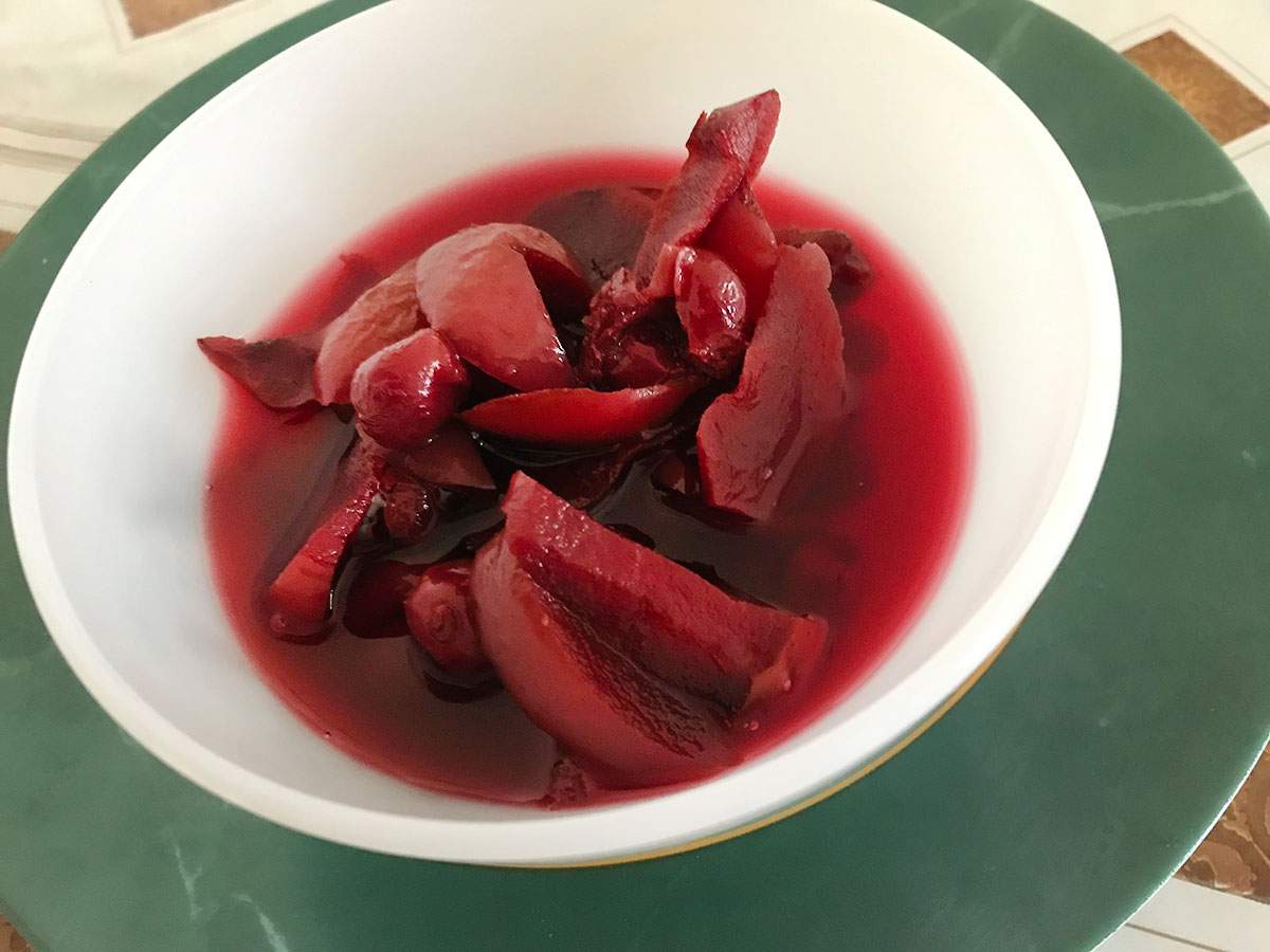 Vişneli Kuru Elma Kompostosu tarifi