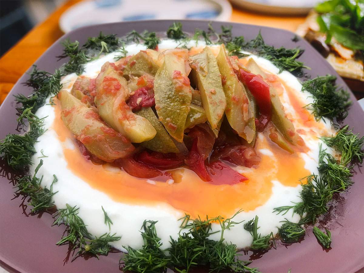 Zeytinyağlı Domatesli Kabak tarifi