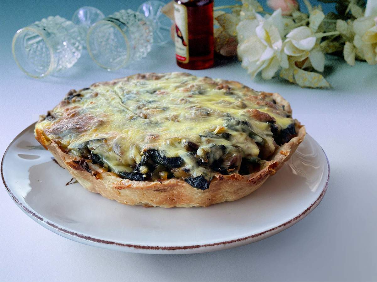 Ispanaklı Mantarlı Kiş tarifi