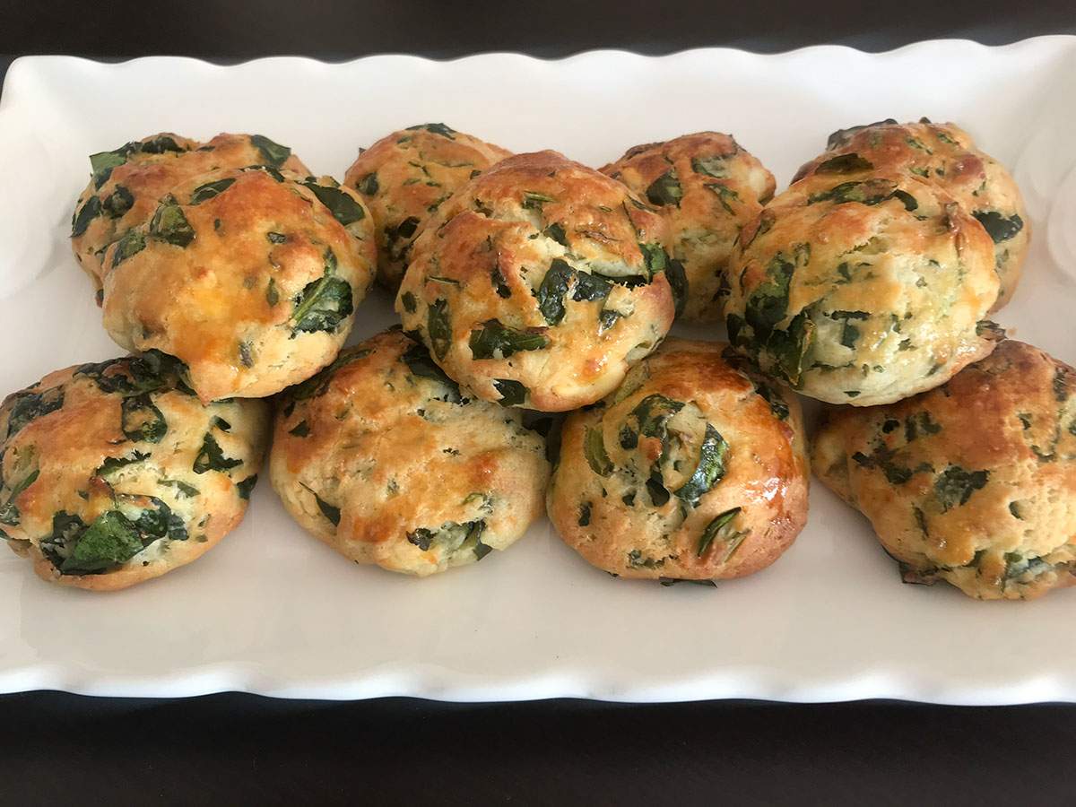 Ispanaklı Kaşarlı Poğaça tarifi