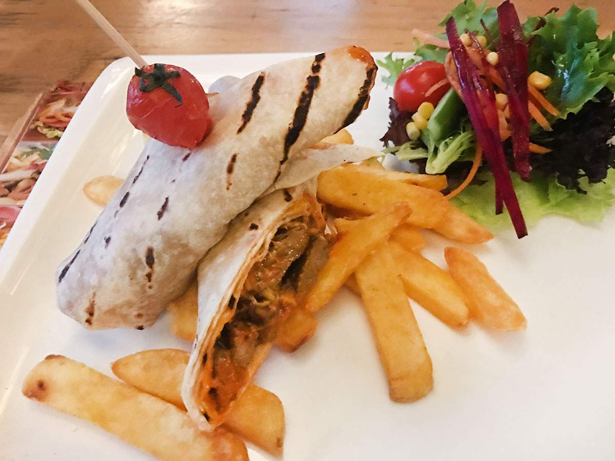 Salsa Soslu Etli Wrap tarifi