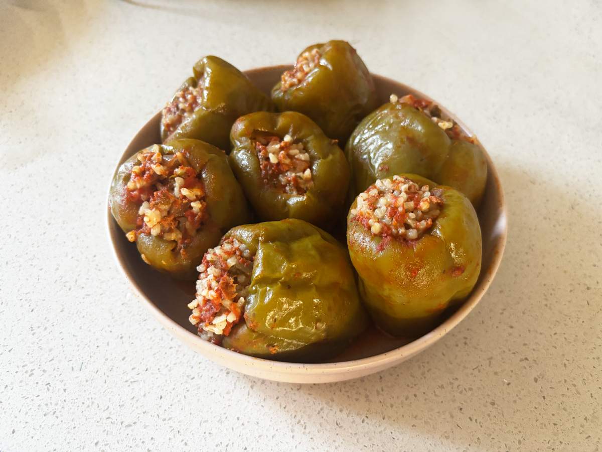 Biber Dolması Tarifi - Tam Ölçülü Tarif: Dağılmayan Lezzet tarifi