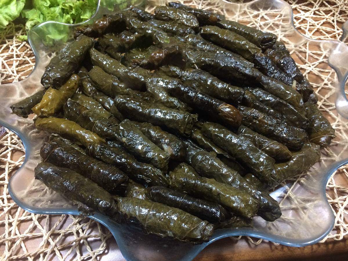 Zeytinyağlı Ayvalı Yaprak Sarma tarifi