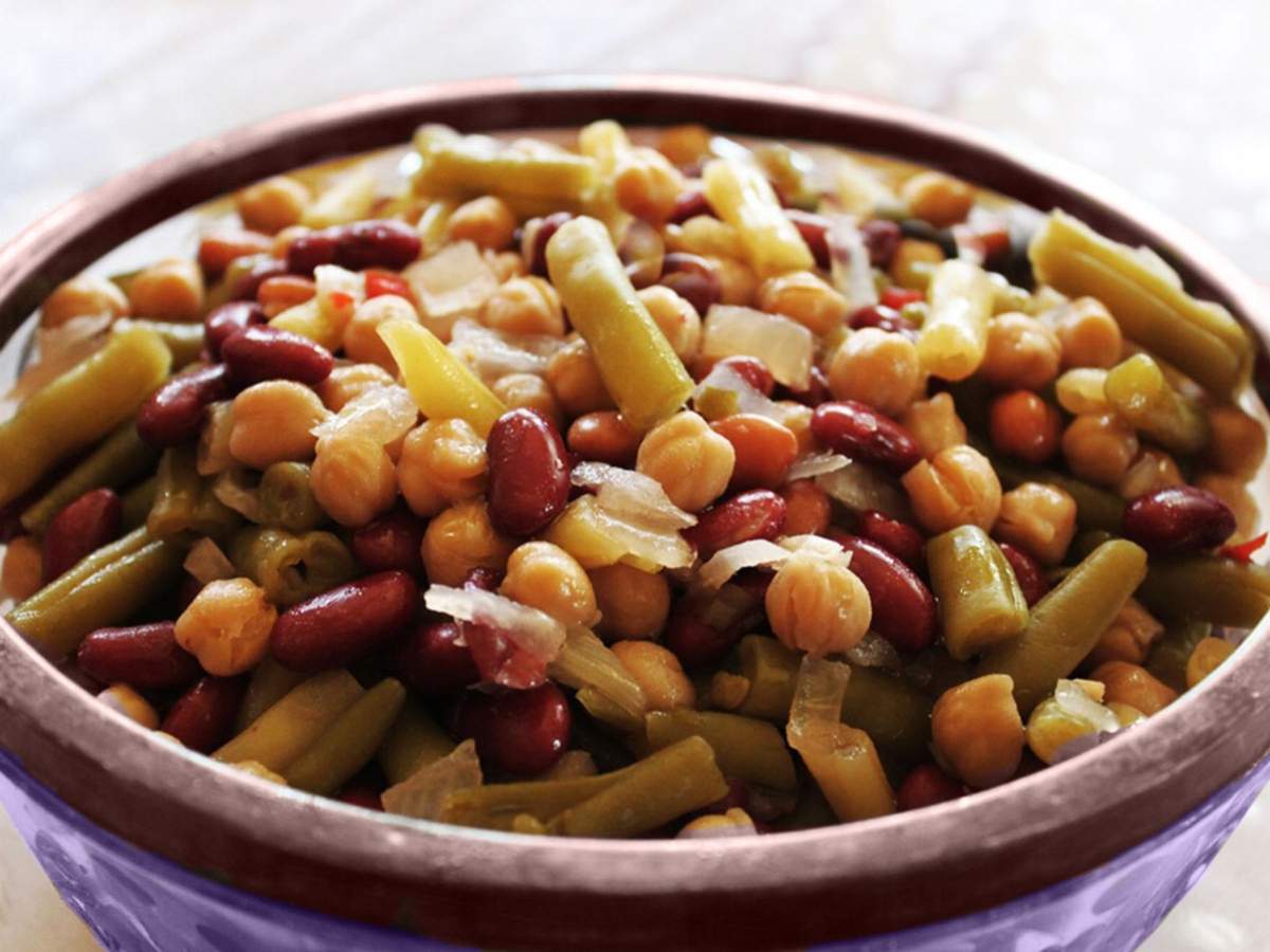 Bakliyatlı Ayşekadın Salatası tarifi