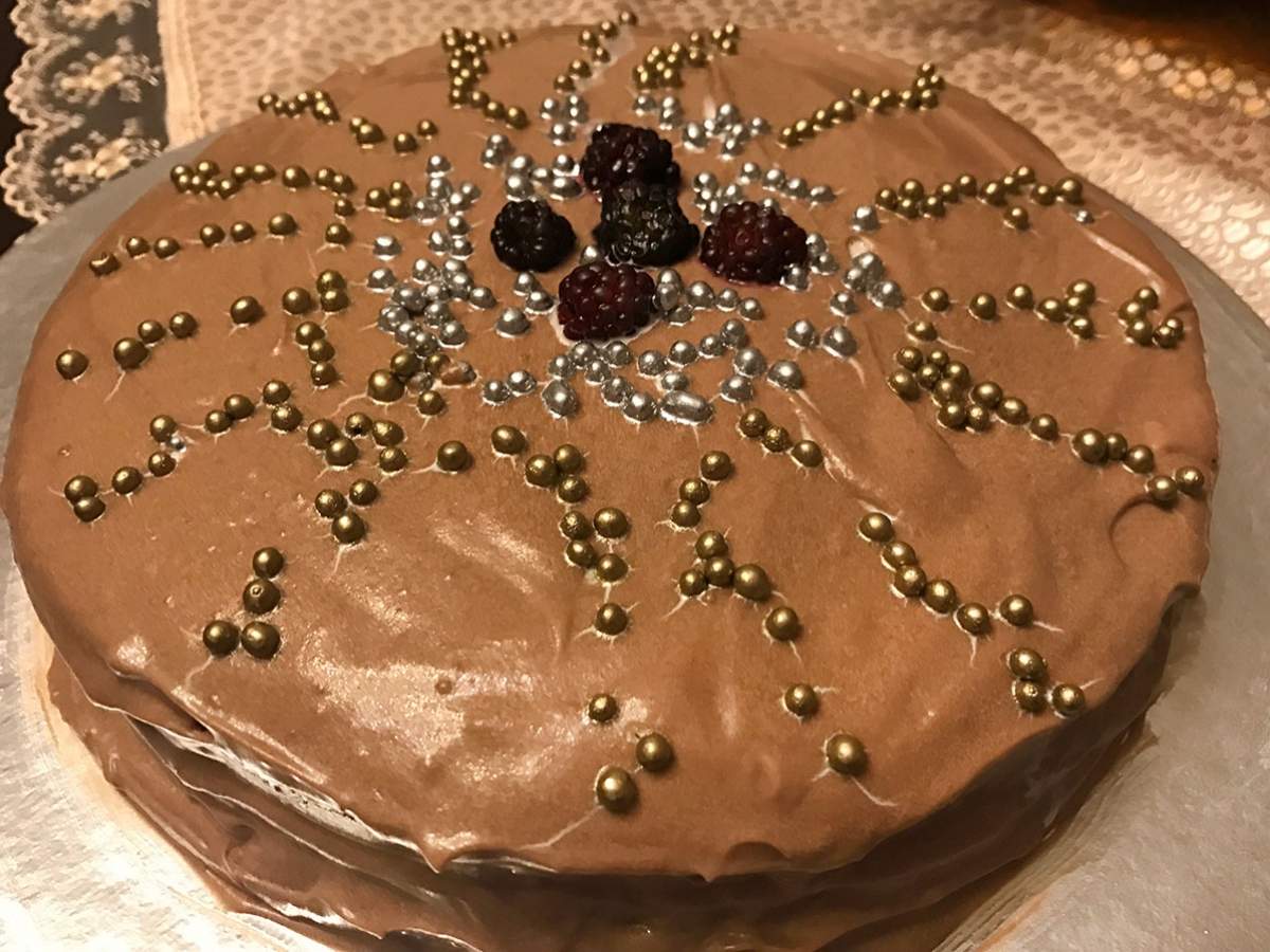 Çikolatalı Böğürtlenli Pasta recipe