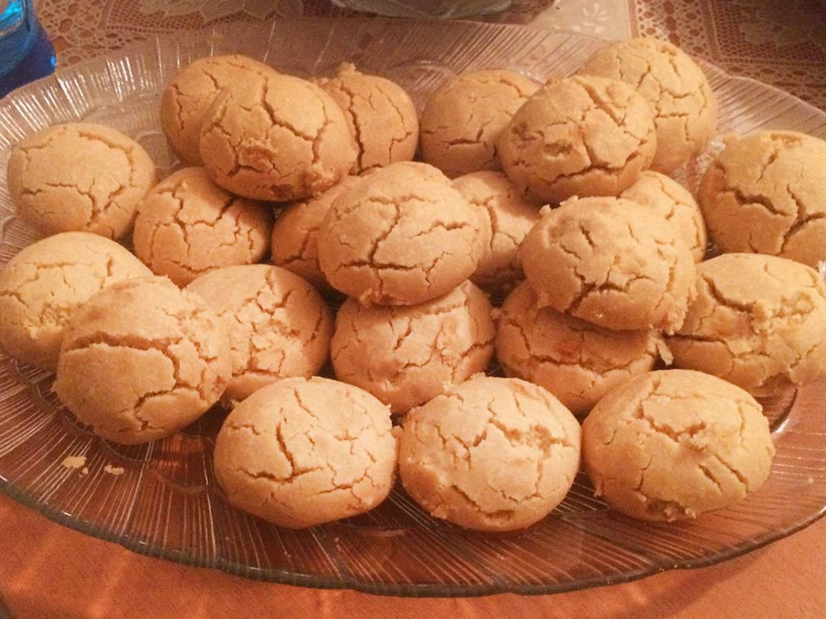 Tahinli Çatlak Kurabiye recipe