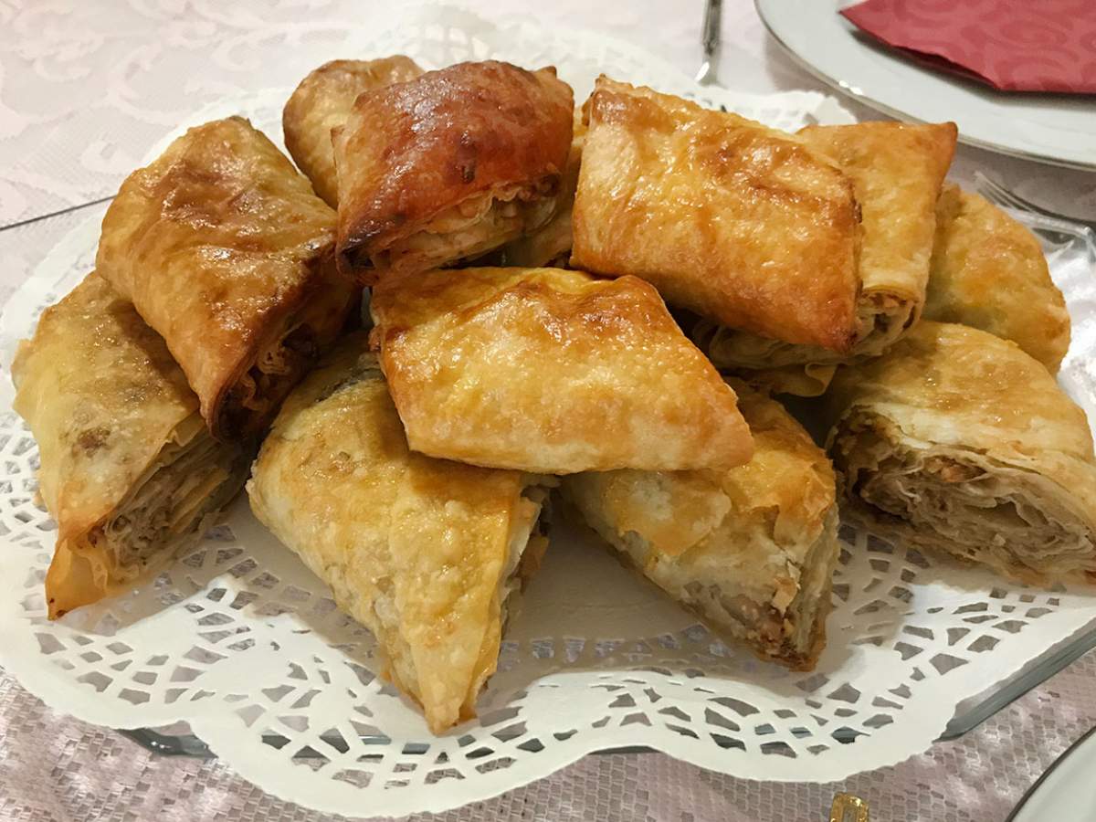 Cevizli Börek tarifi