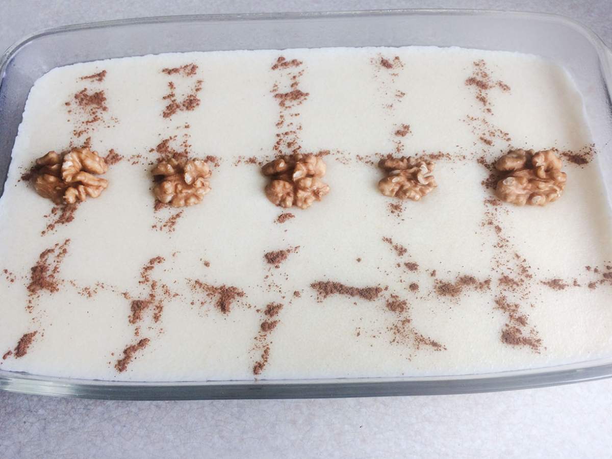 Cevizli İrmik Tatlısı tarifi