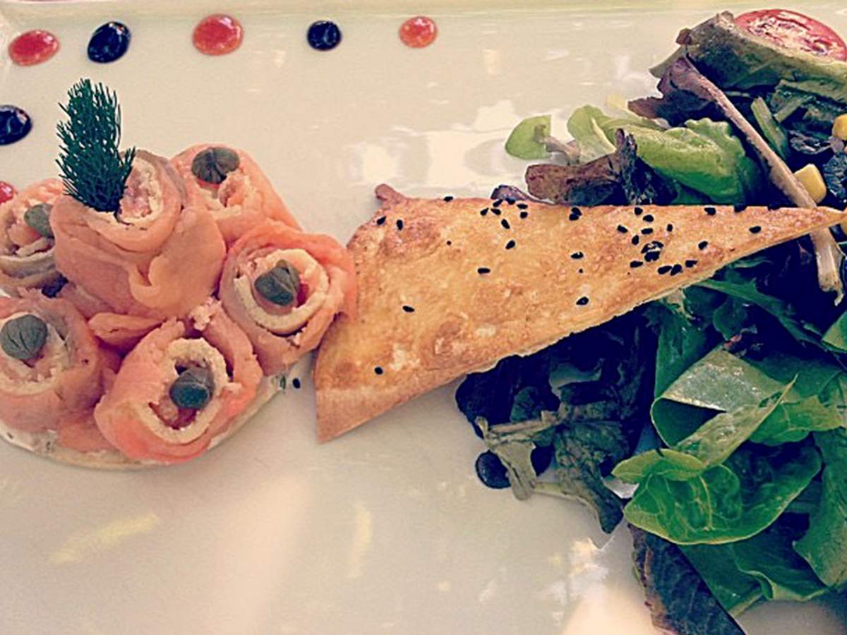 Dolgulu Somon Rulo tarifi