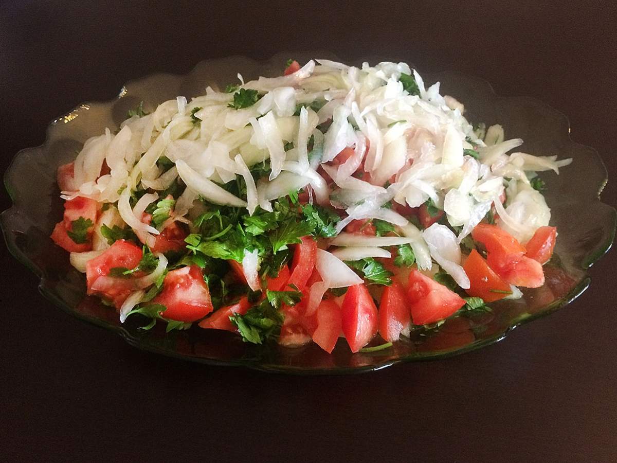 Domates Salatası tarifi