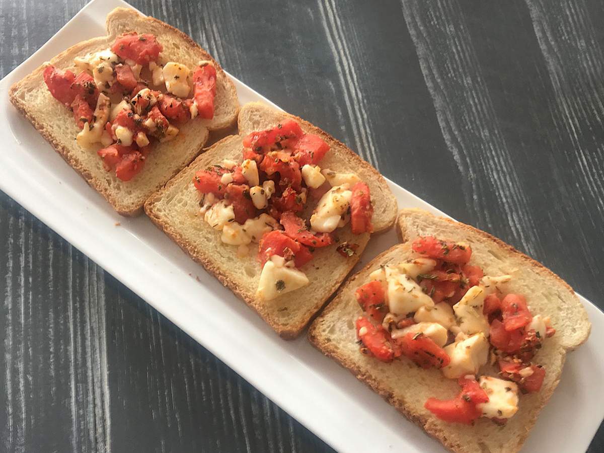 Domatesli Bruşetta tarifi