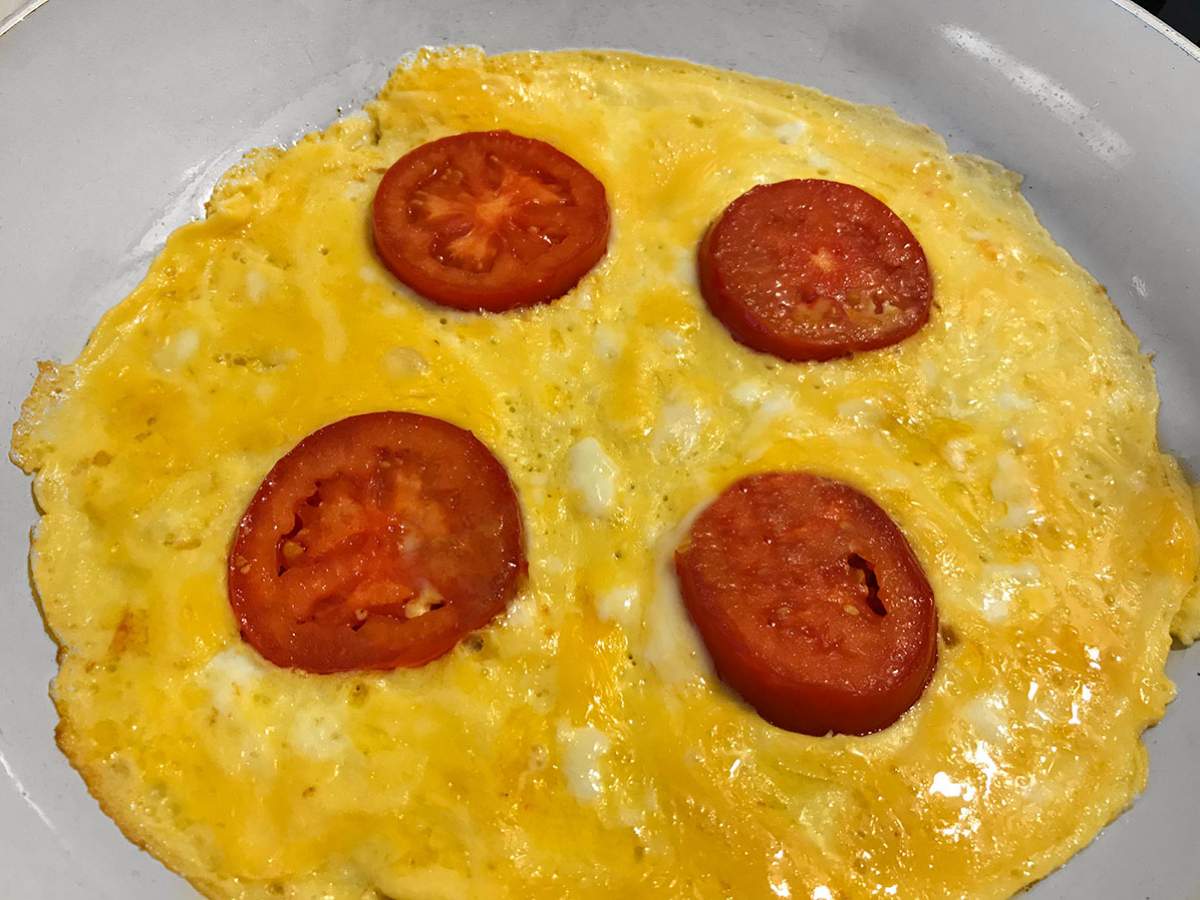 Domatesli Yumurta tarifi