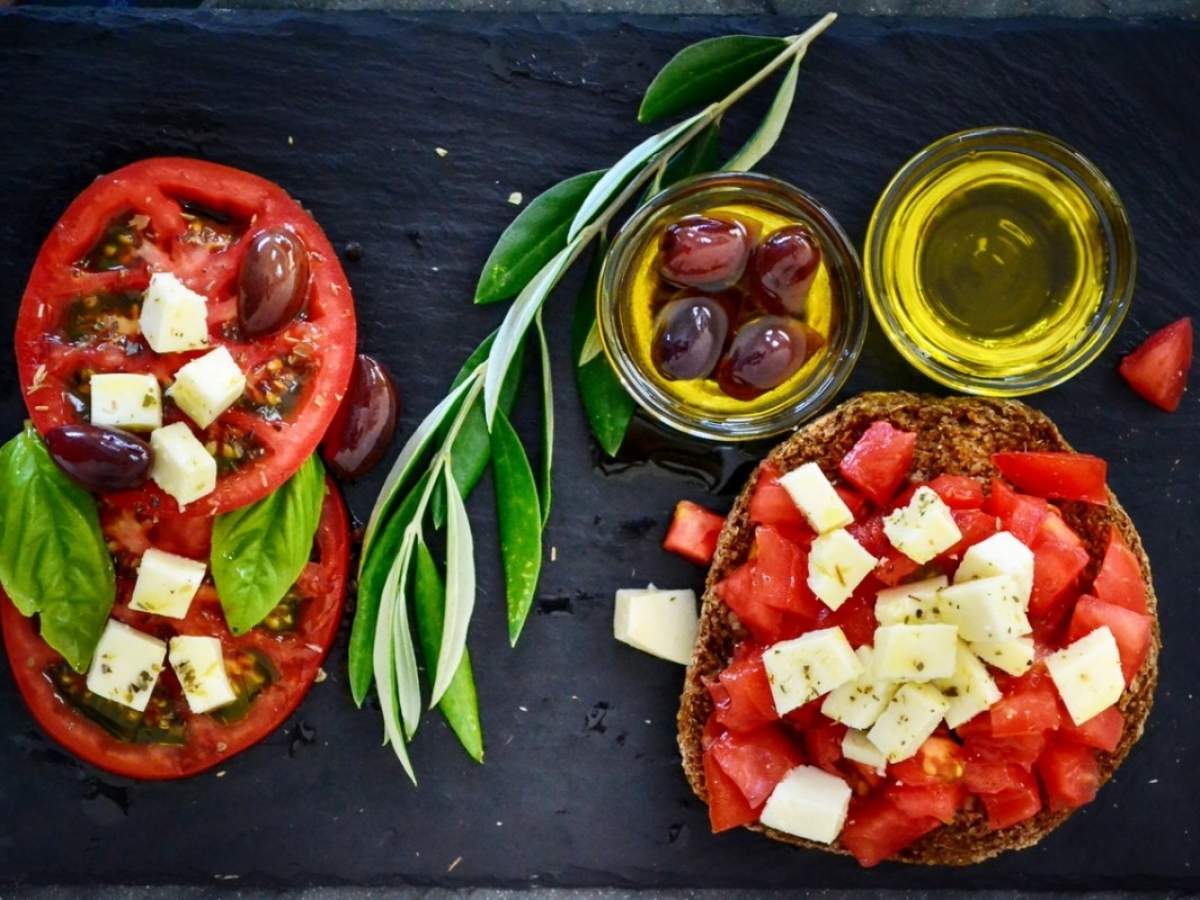 9 Olive Oil Recipes That Bring the Flavors of the Aegean to Your Table