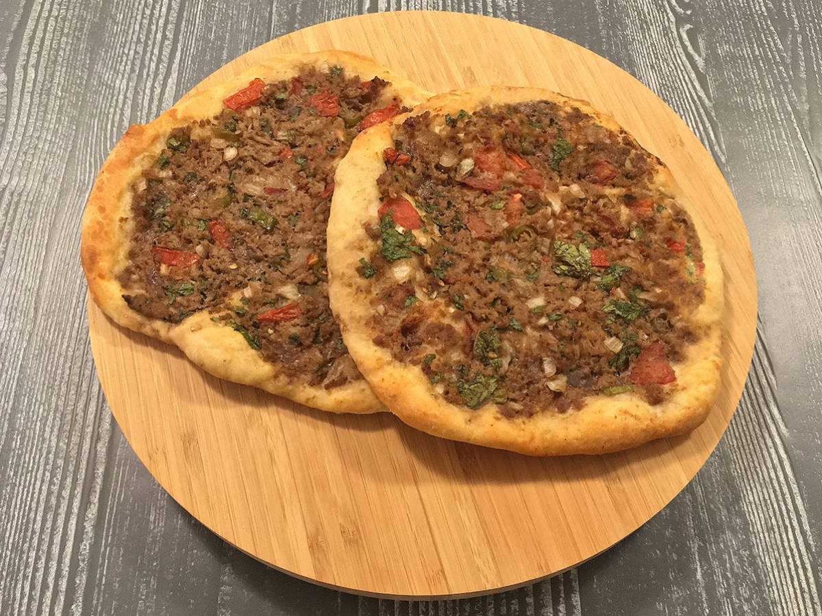 Ev Yapımı Lahmacun tarifi