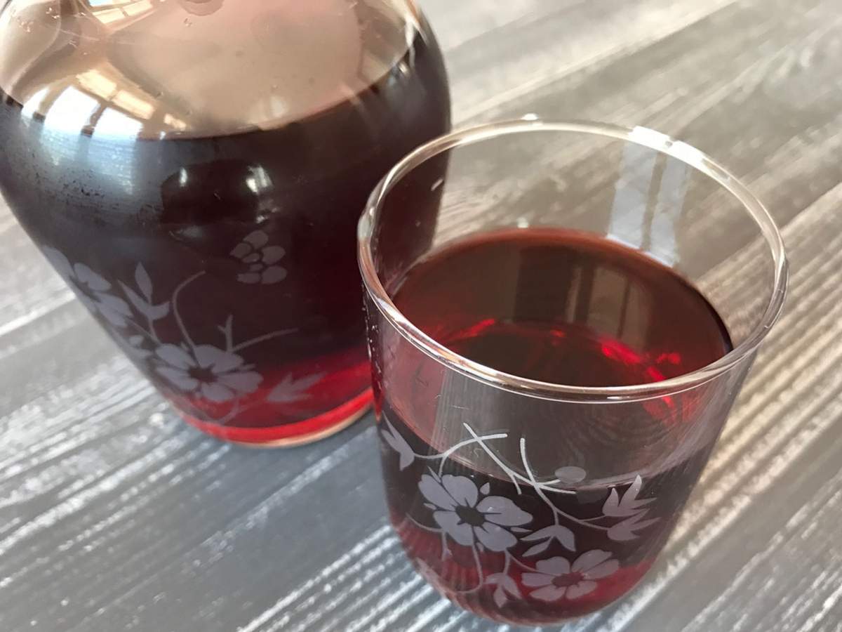 Ev Yapımı Vişne Suyu tarifi