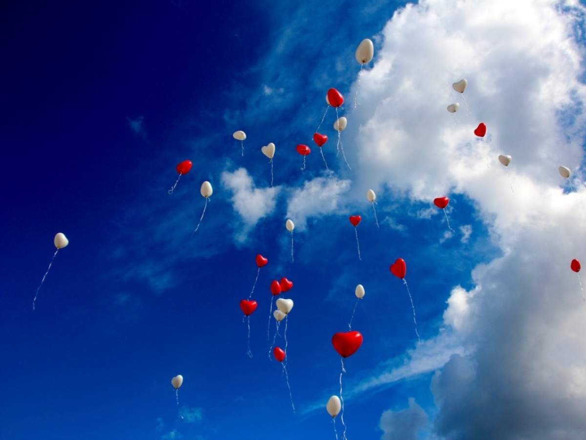 The Coolest Valentine's Day Campaigns Through the Ages