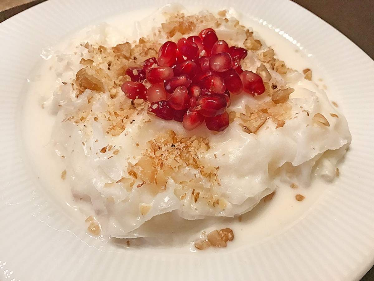Güllaç (Turkish Rose Milk Pudding) - Traditional Palace-Style recipe