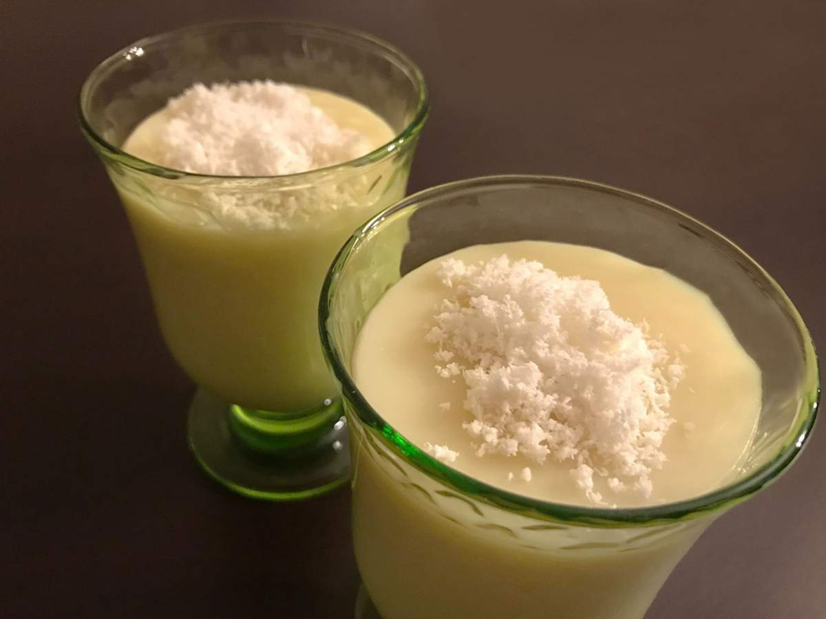 Hindistan Cevizli Muhallebi tarifi