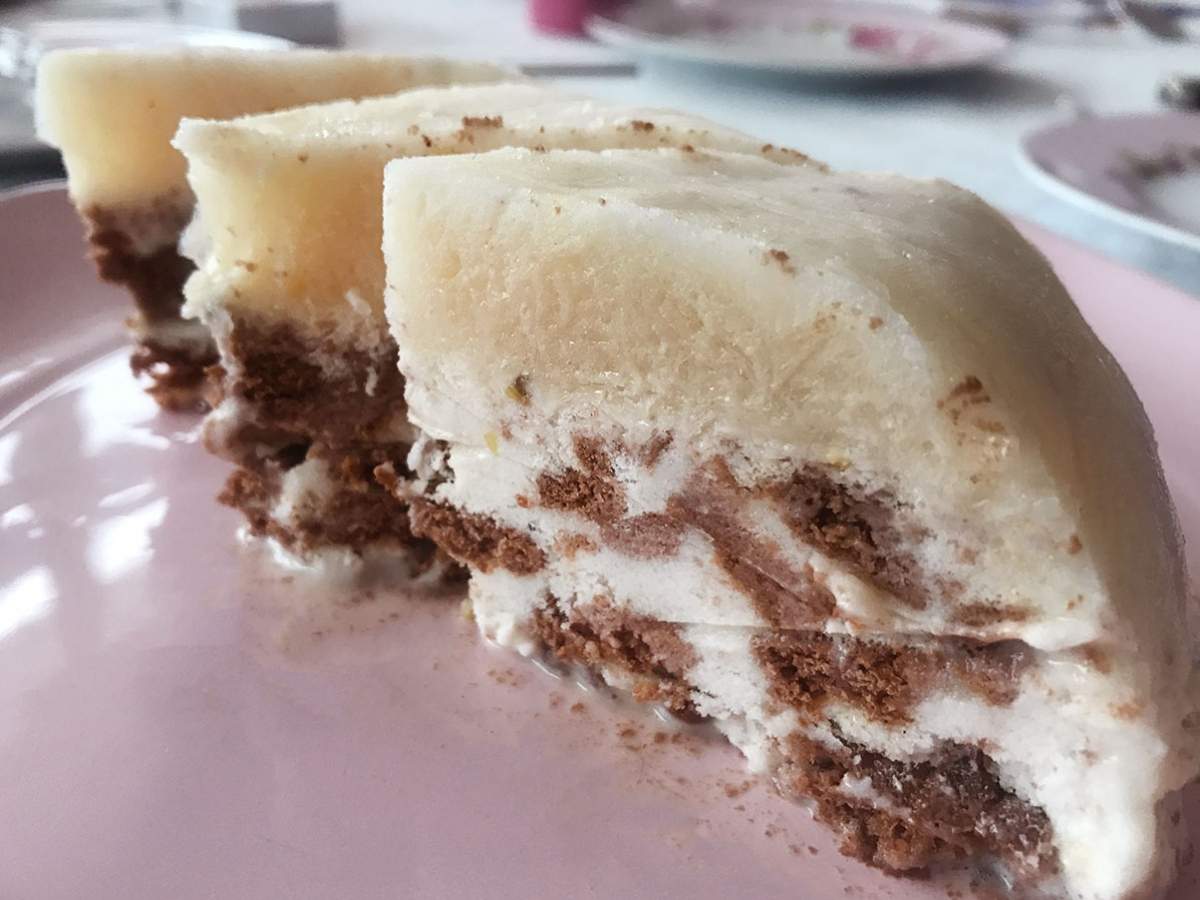 Kakaolu Dondurmalık Pasta tarifi