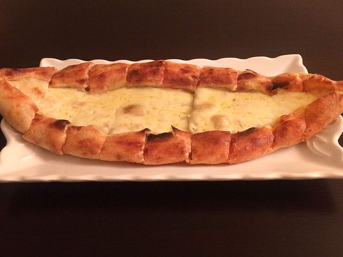 Kaşarlı Pide recipe