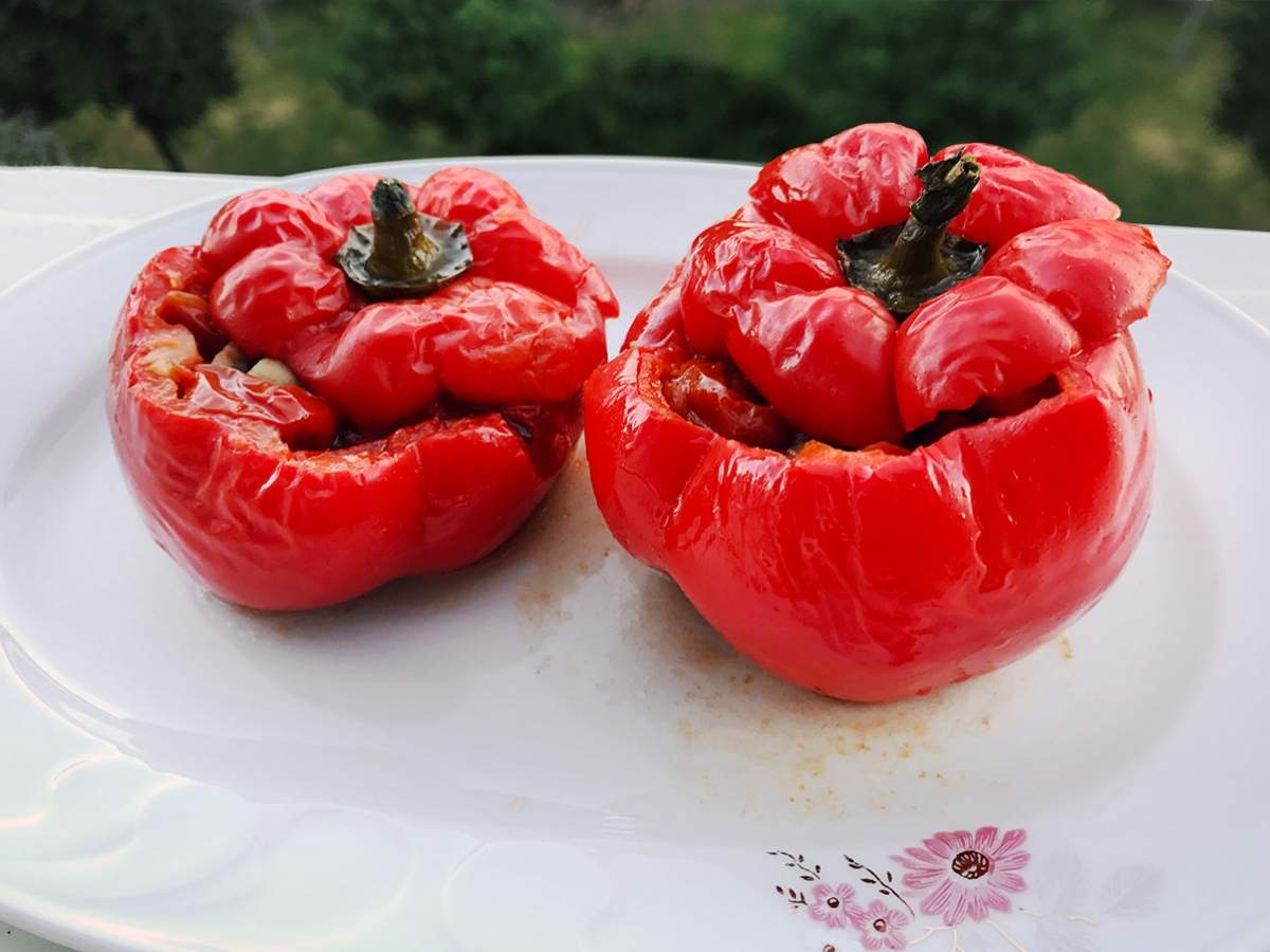Kırmızı Biber Dolması tarifi