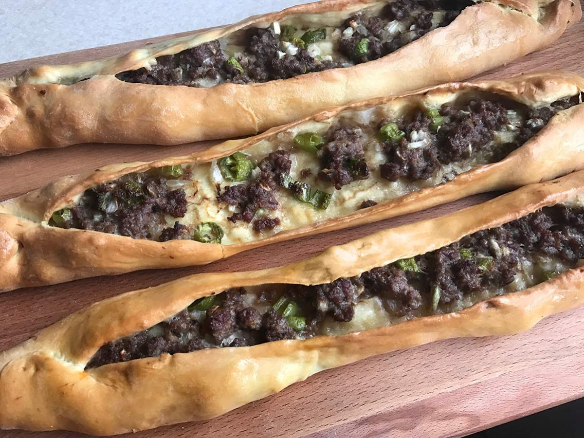 Kıymalı Pide tarifi