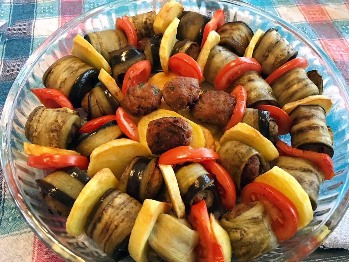 Köfteli Patlıcan Dizme tarifi