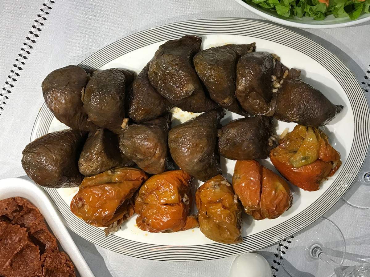 Kuru Patlıcan ve Biber Dolması tarifi