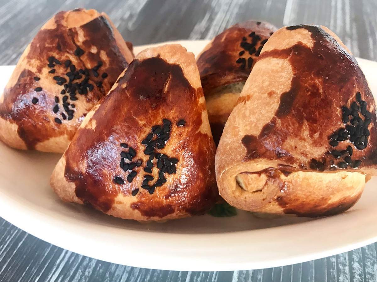 El Açması Peynirli Muska Börek recipe