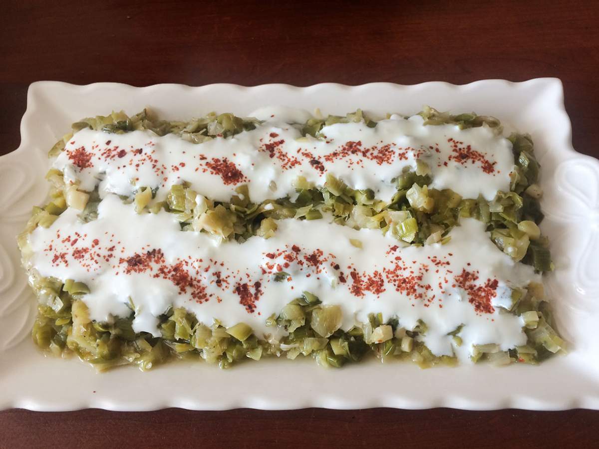 Pırasa Yoğurtlaması tarifi