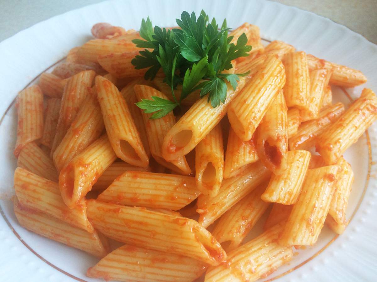 Salçalı Makarna tarifi