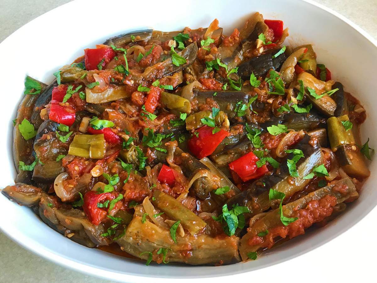 Sarımsaklı Zeytinyağlı Patlıcan tarifi