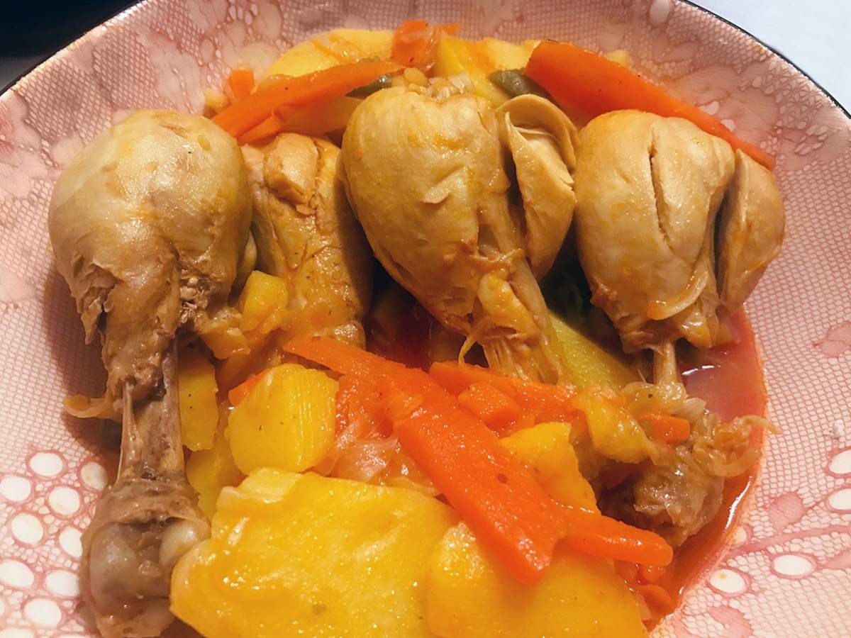 Havuçlu ve Patatesli Tavuk tarifi