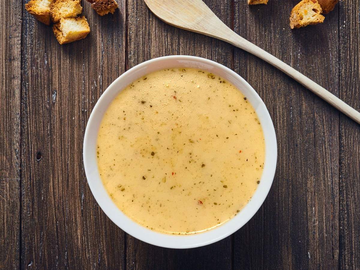 Sıcak Yoğurtlu Çorba tarifi