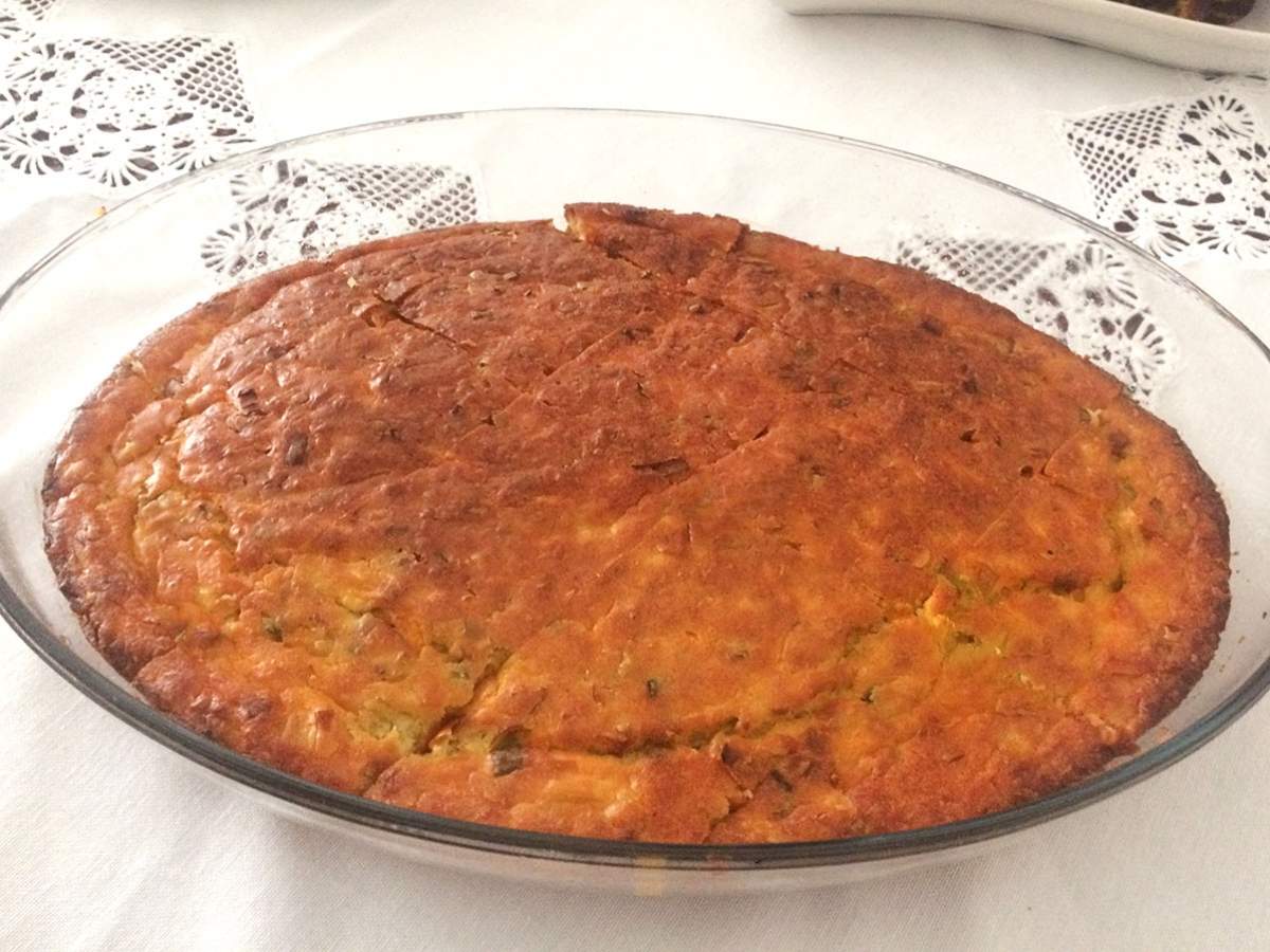 Taze Soğanlı Tuzlu Kek tarifi