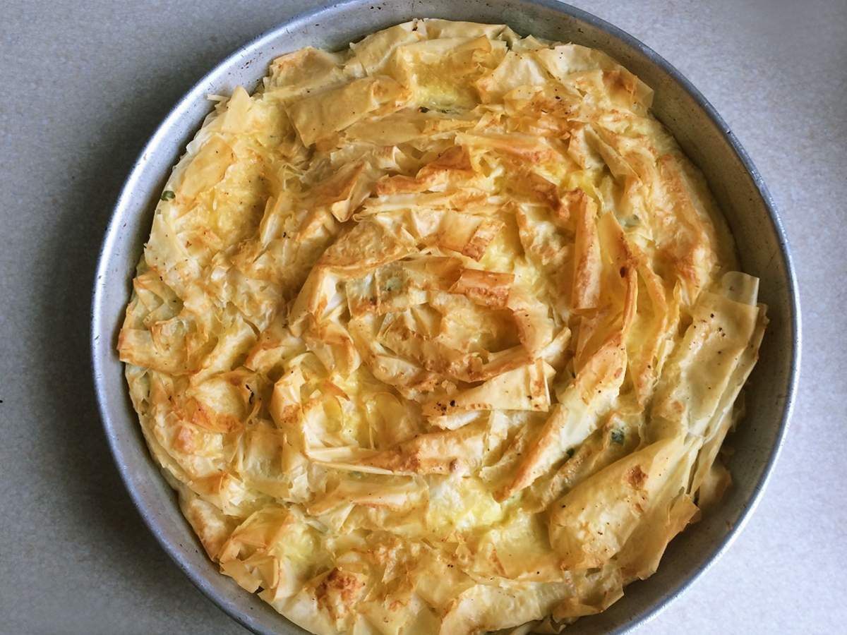 Soslu Çıtır Börek tarifi