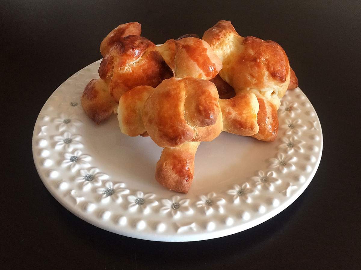 Sucuklu Çapa Poğaçası tarifi