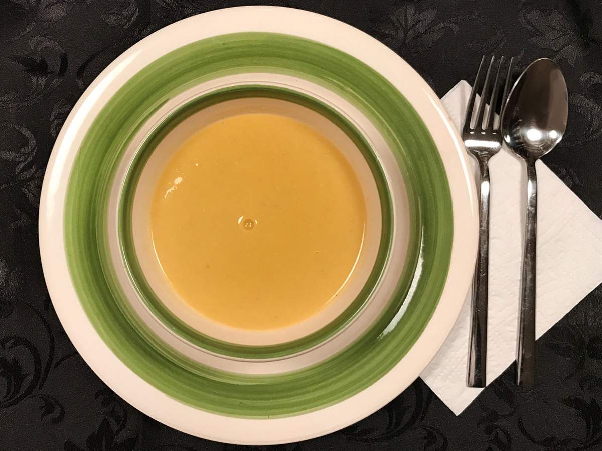 Süzme Mercimek Çorbası tarifi