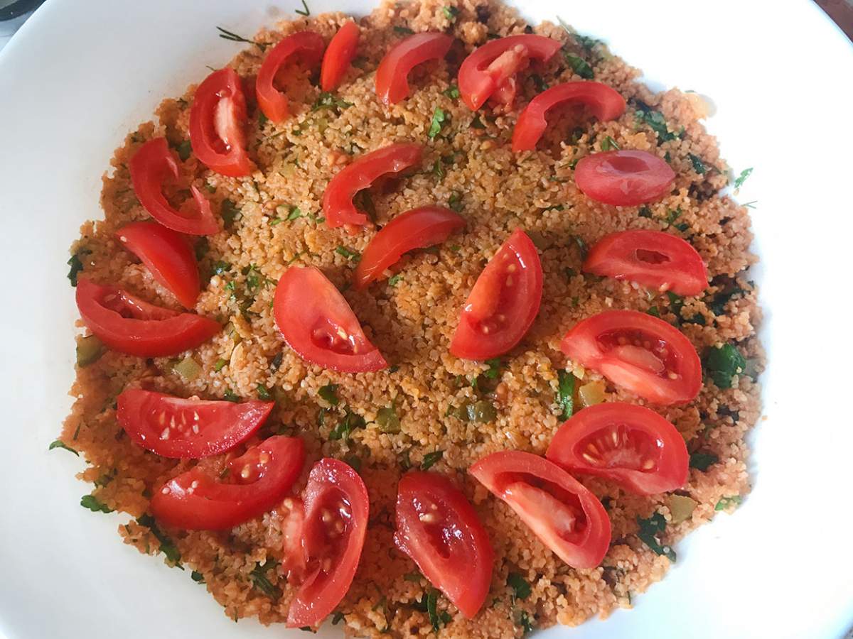 Taze Soğanlı Kısır tarifi