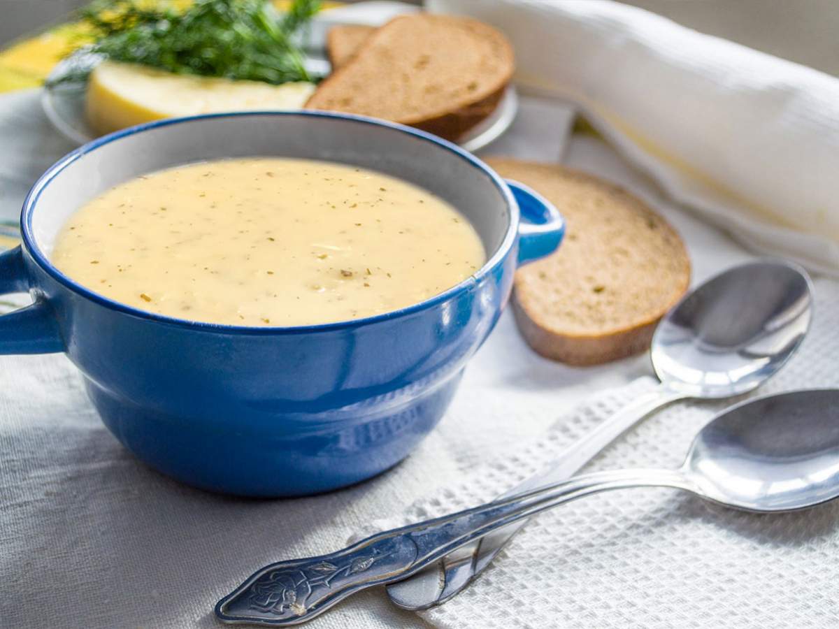 Tel Şehriyeli Yoğurt Çorbası tarifi