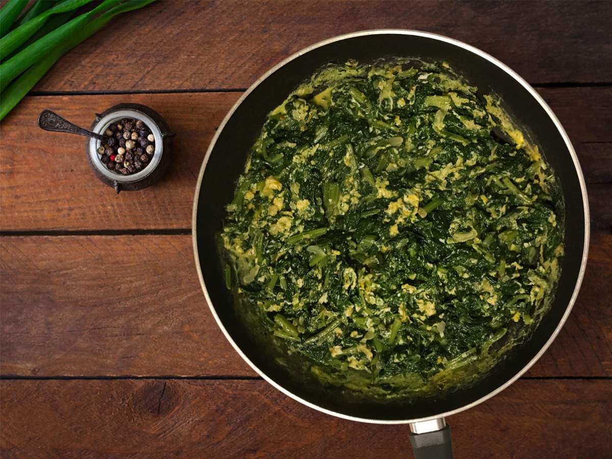 Swiss Chard Sauté with Eggs (Yumurtalı Pazı Kavurması) recipe