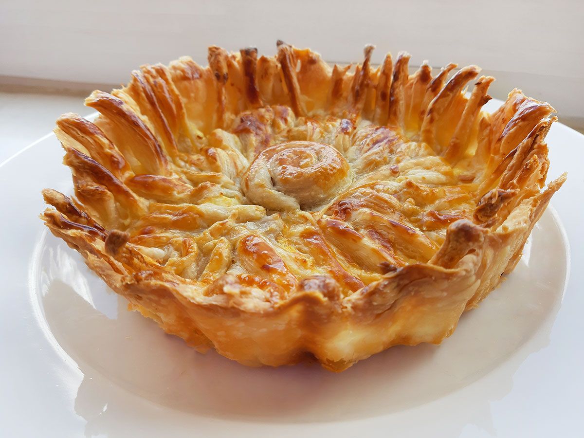 Milföyden Çiçek Börek tarifi görseli