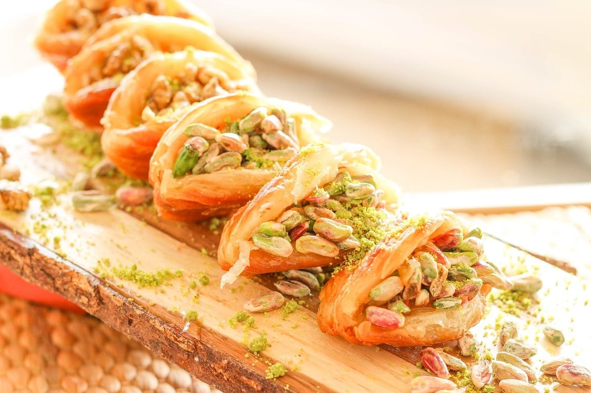 15 Special Holiday Dessert Recipes for Eid image