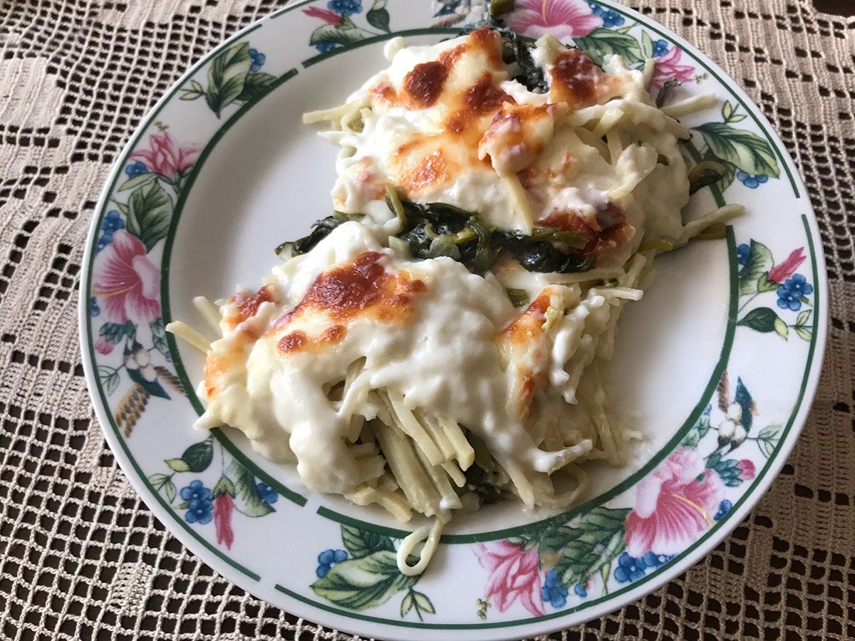 Erişteli Fırında Ispanak tarifi görseli